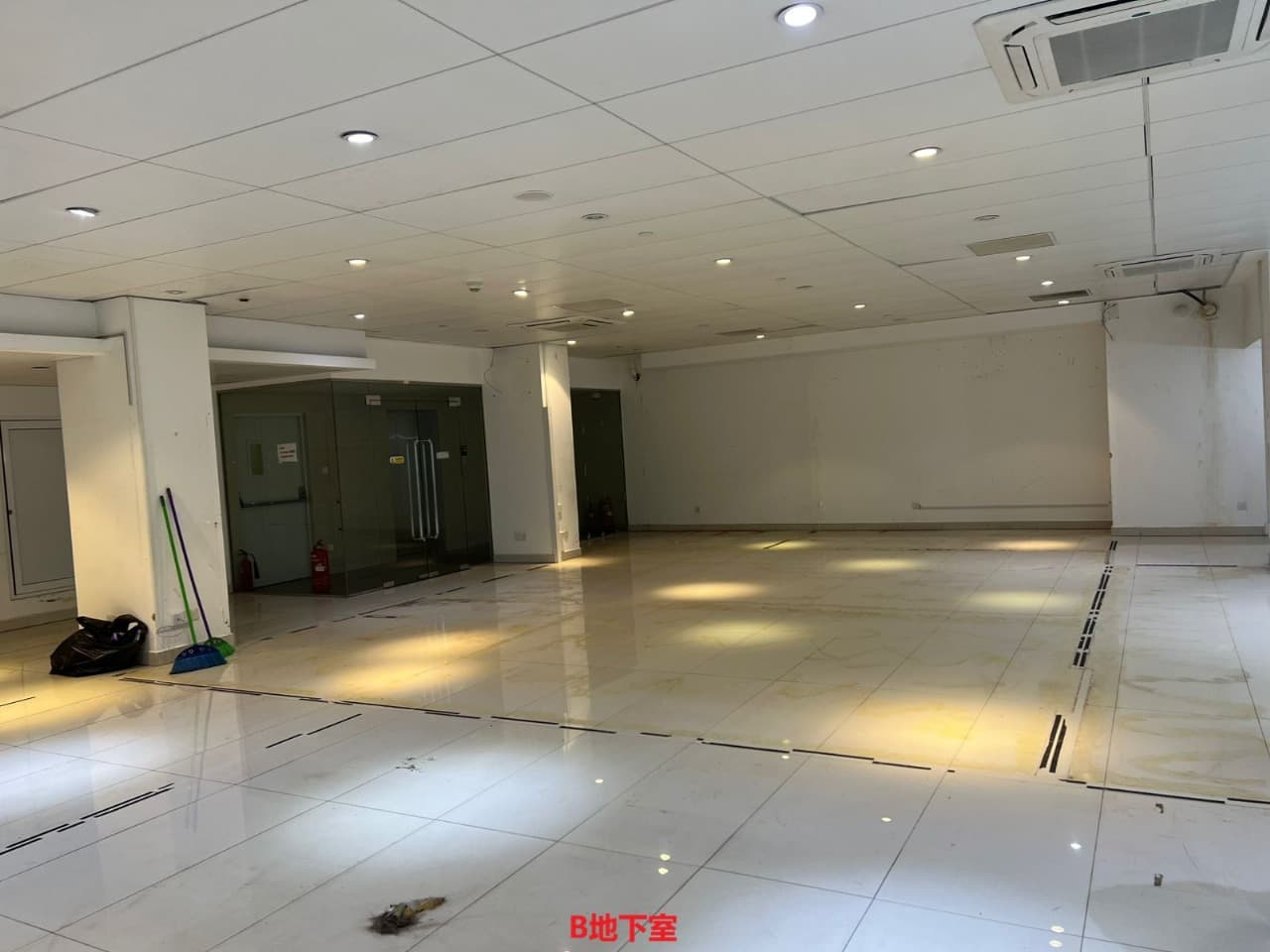 Macksons Tower — Colombo 03 - image 3