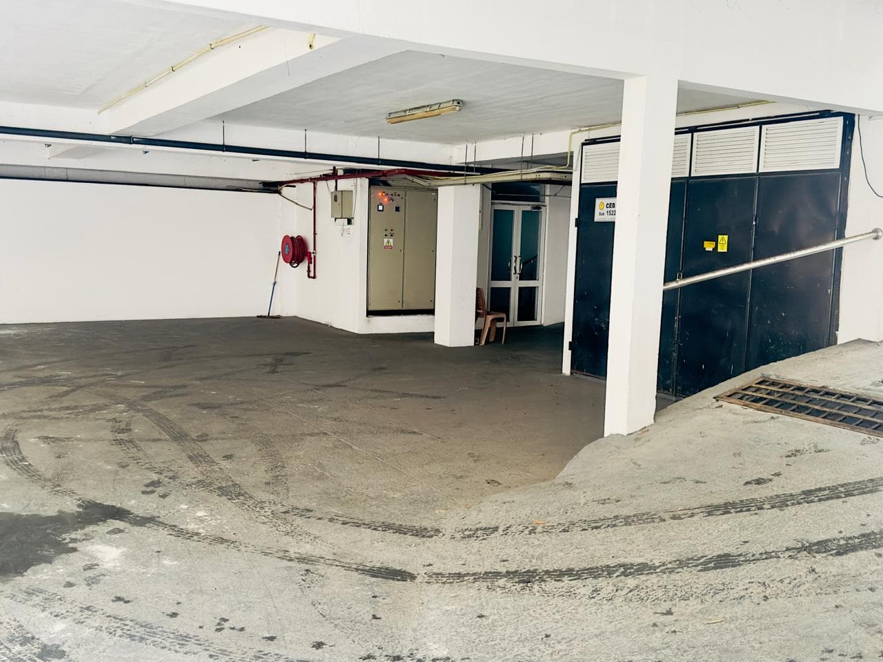 Standalone Commercial Building — R. A. De Mel Mawatha - image 5