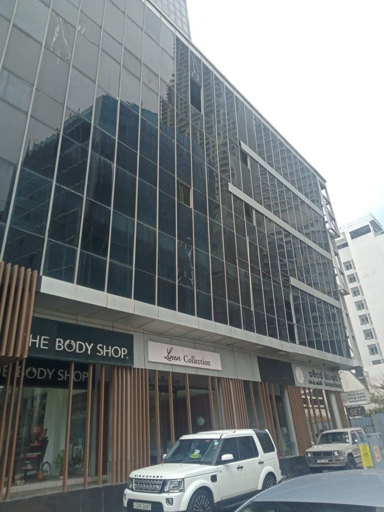 Platinum One Suite (Large Floor) — Colombo 03 - image 3