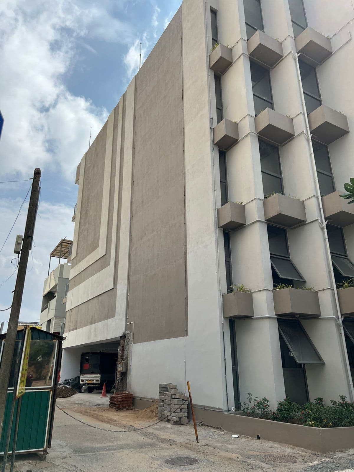 Simon Hewavitharana — Colombo 03 - image 4