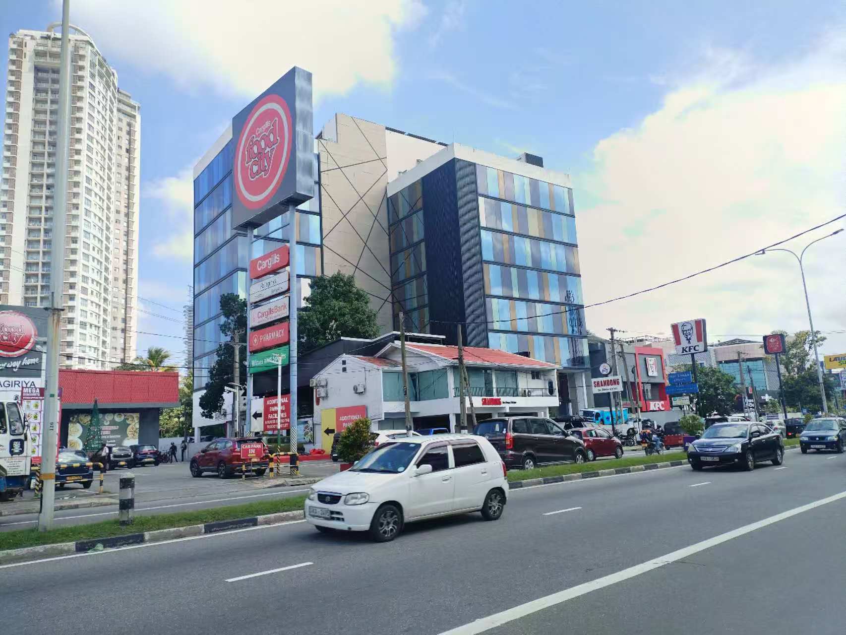 Sino Lanka Tower — Sri Jayewardenepura Kotte